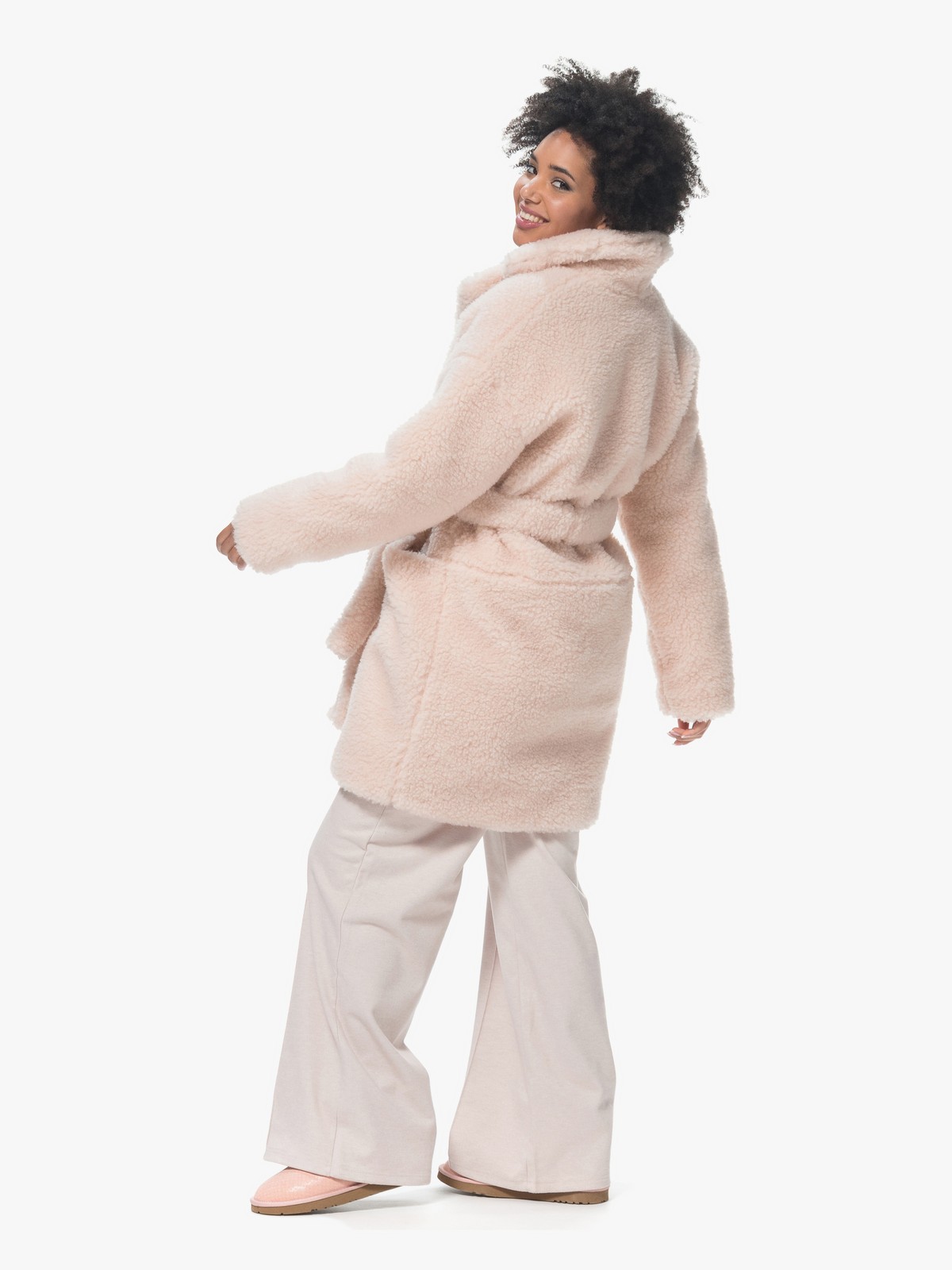 Женская Шуба Тедди Чебурашка Недорого Розовая Модель Эдем Миди | Фото №5
