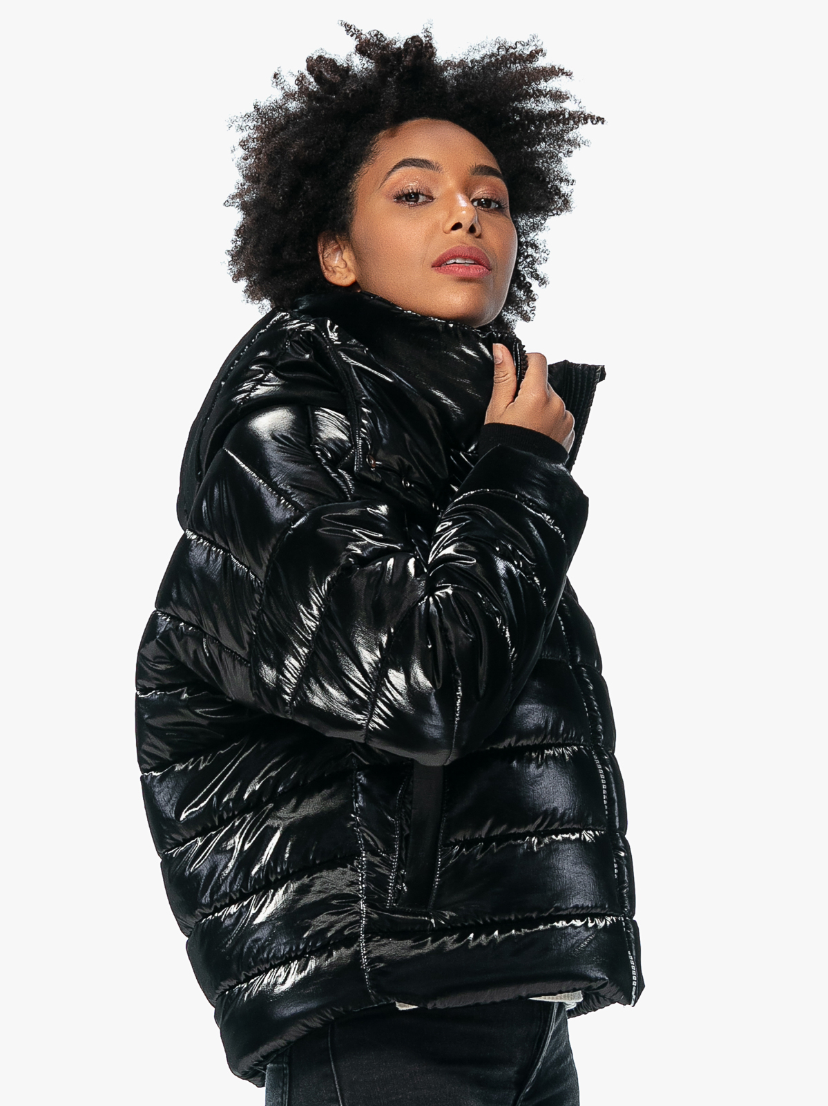 Куртка женская стеганая Michelle черная блестящая | Фото №7